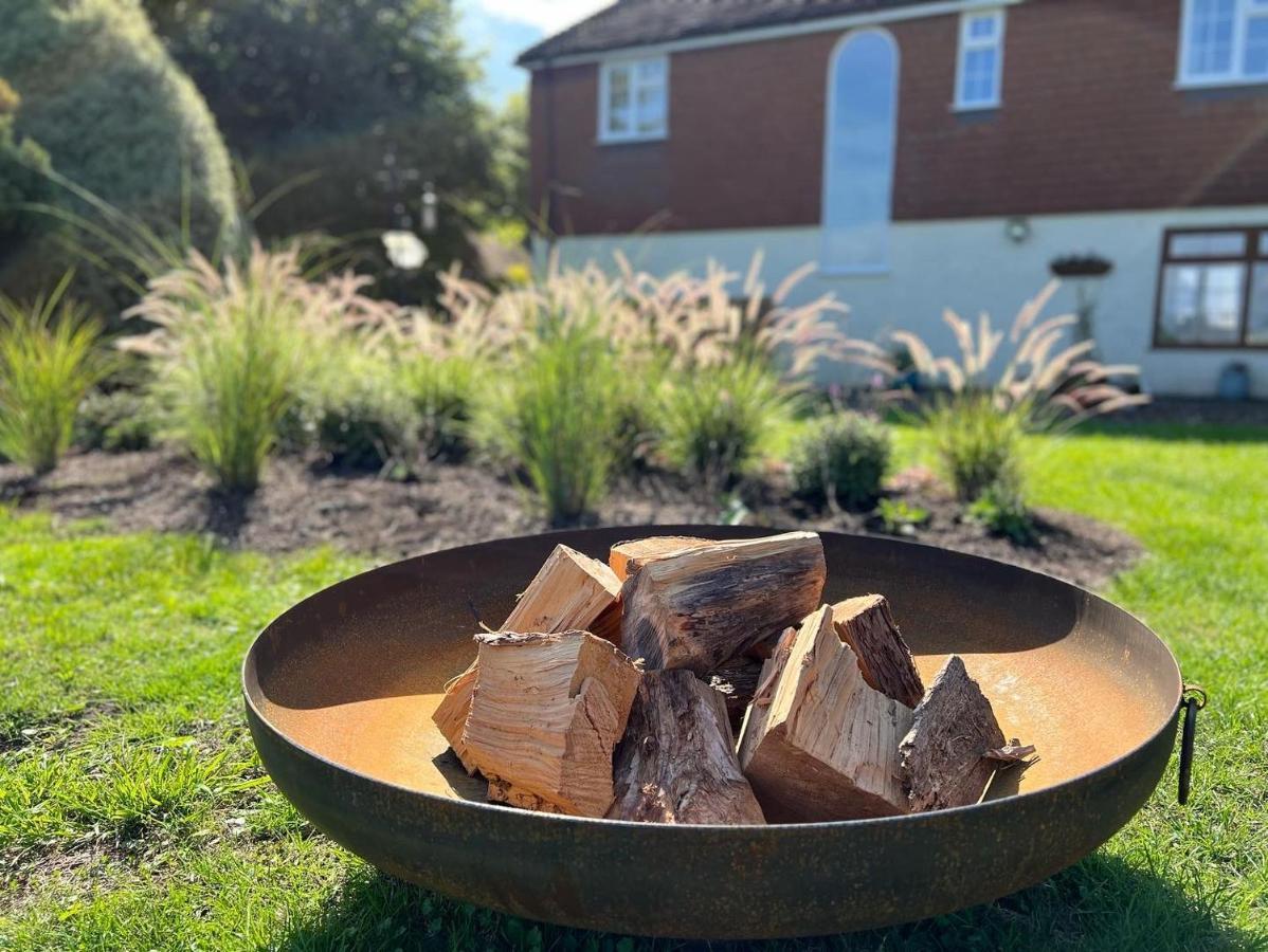 Bury The Honeypot At Newlands In Bury别墅 外观 照片
